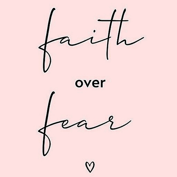 Meet your Posher, Adriana - Picture 1 of 1